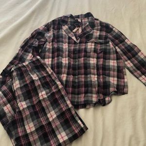 Victoria secret pajama set